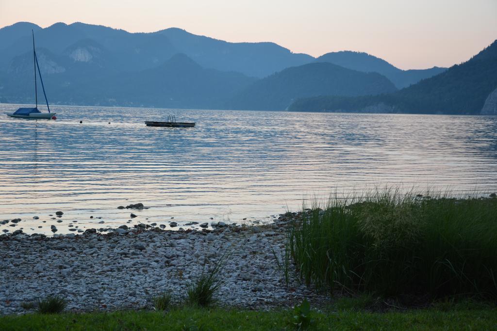 Appart Weisse Urlauben Am Wolfgangsee Sankt Gilgen Rum bild